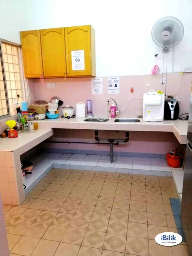 🔥🔥 Short Term & Long Term 🔥🔥 5 mins walk to LRT Taman Bahagia 📣📣 Fully Furnished, High Speed Wifi, Utilities Included - Image 2