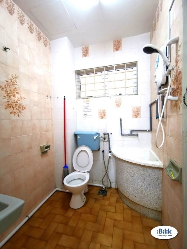 🔥🔥 Short Term & Long Term 🔥🔥 5 mins walk to LRT Taman Bahagia 📣📣 Fully Furnished, High Speed Wifi, Utilities Included - Image 3