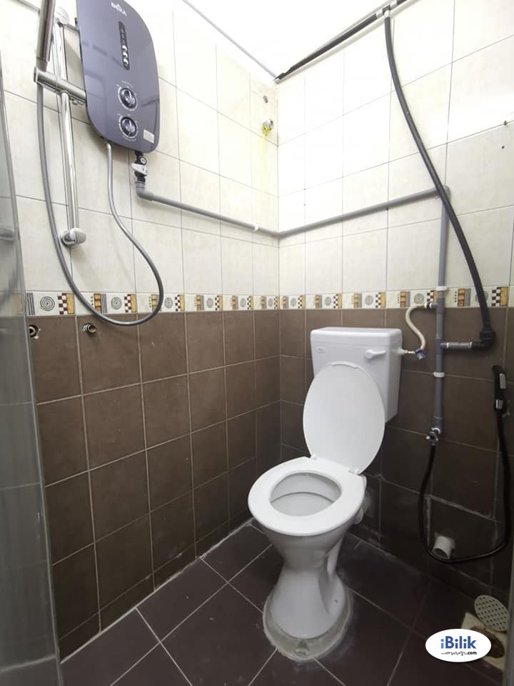 🔥🔥 Short Term & Long Term 🔥🔥 5 mins walk to LRT Taman Bahagia 📣📣 Fully Furnished, High Speed Wifi, Utilities Included - Image 4