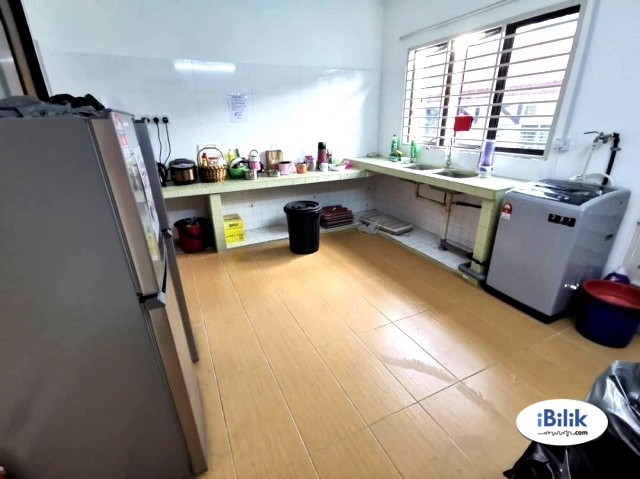 🔥🔥 Short Term & Long Term 🔥🔥 5 mins walk to LRT Taman Bahagia 📣📣 Fully Furnished, High Speed Wifi, Utilities Included - Image 2