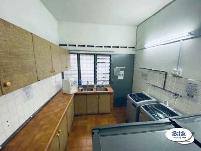 comfy Zero Deposit !! Single Room at TTDI- Kuala Lumpur Near MRT Station - Image 2