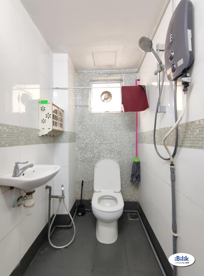 🟢🟠🚅🚆MRT Kota Damansara Medium Room for rent ⛳🟢🟠 - Image 2