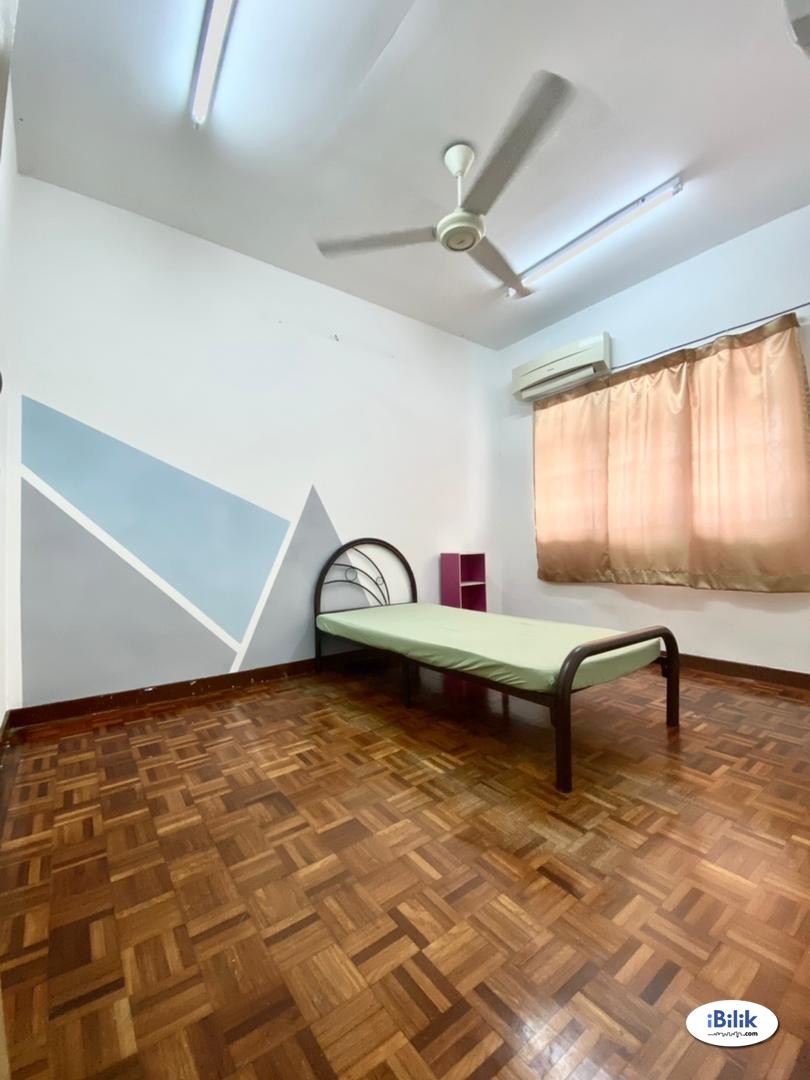 📍 Comfortable Middle Room at SS2, Petaling Jaya ( Jalan SS2/74 ) - Image 1