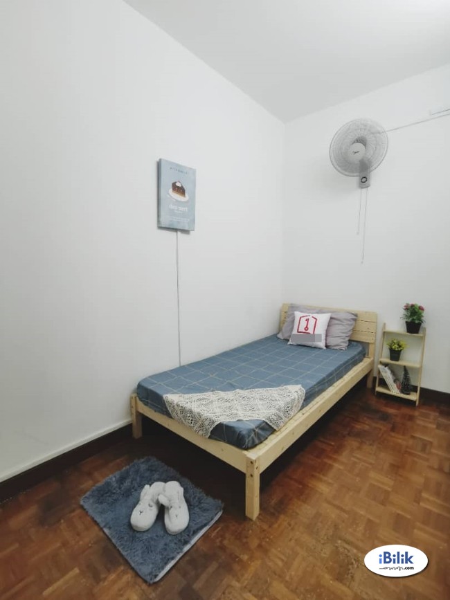 Ready Move In! Small Room at SS2- Petaling Jaya - Image 1