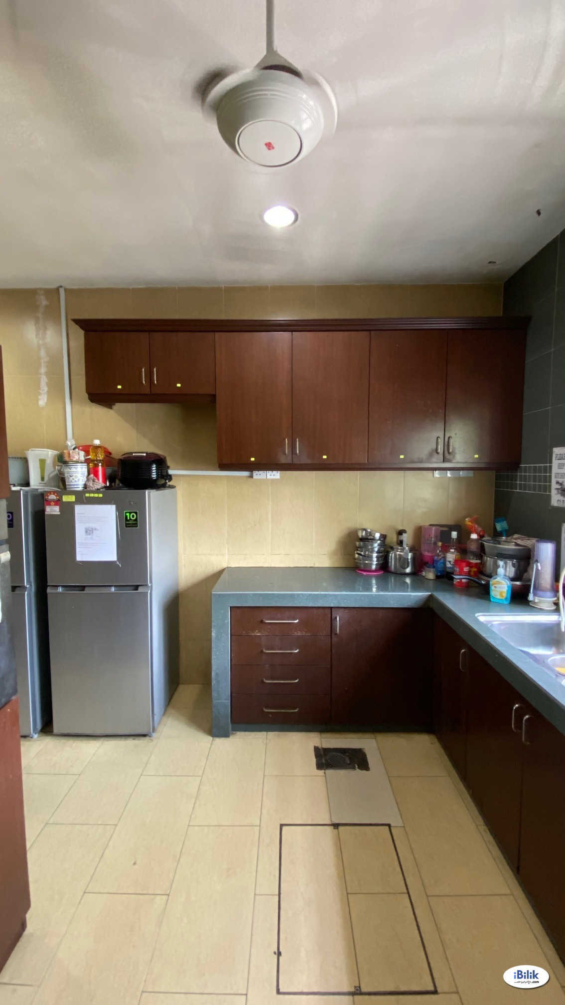 ⭐Middle Room at Kota Damansara   🚶Walking Distance to MRT Kota Damansara 🚗Thomson Hospital, Segi University, Dataran Sun - Image 1