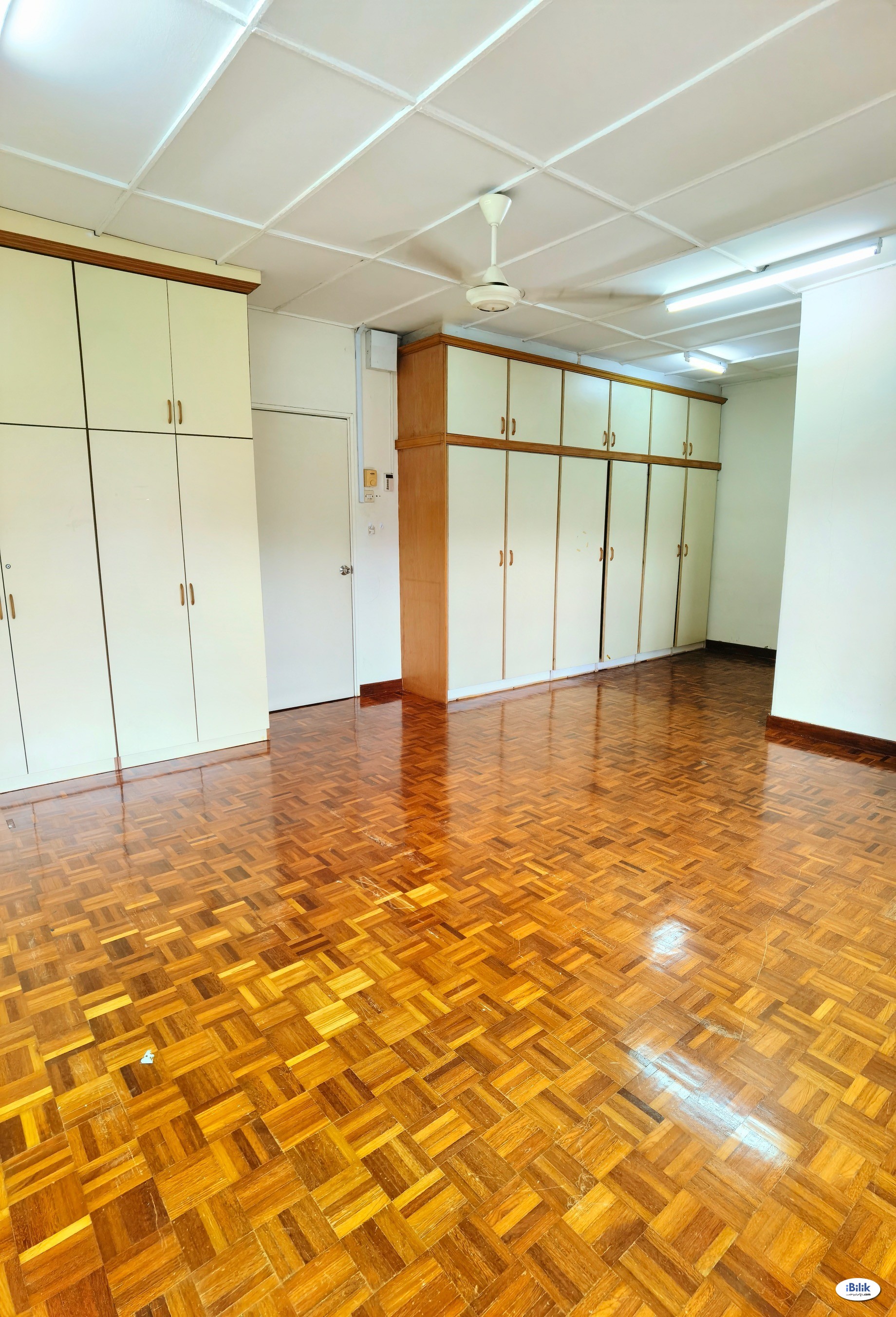 ⭐Master Room at Kota Damansara   🚶Walking Distance to MRT Kota Damansara 🚗Thomson Hospital, Segi University, Dataran Sun - Image 1