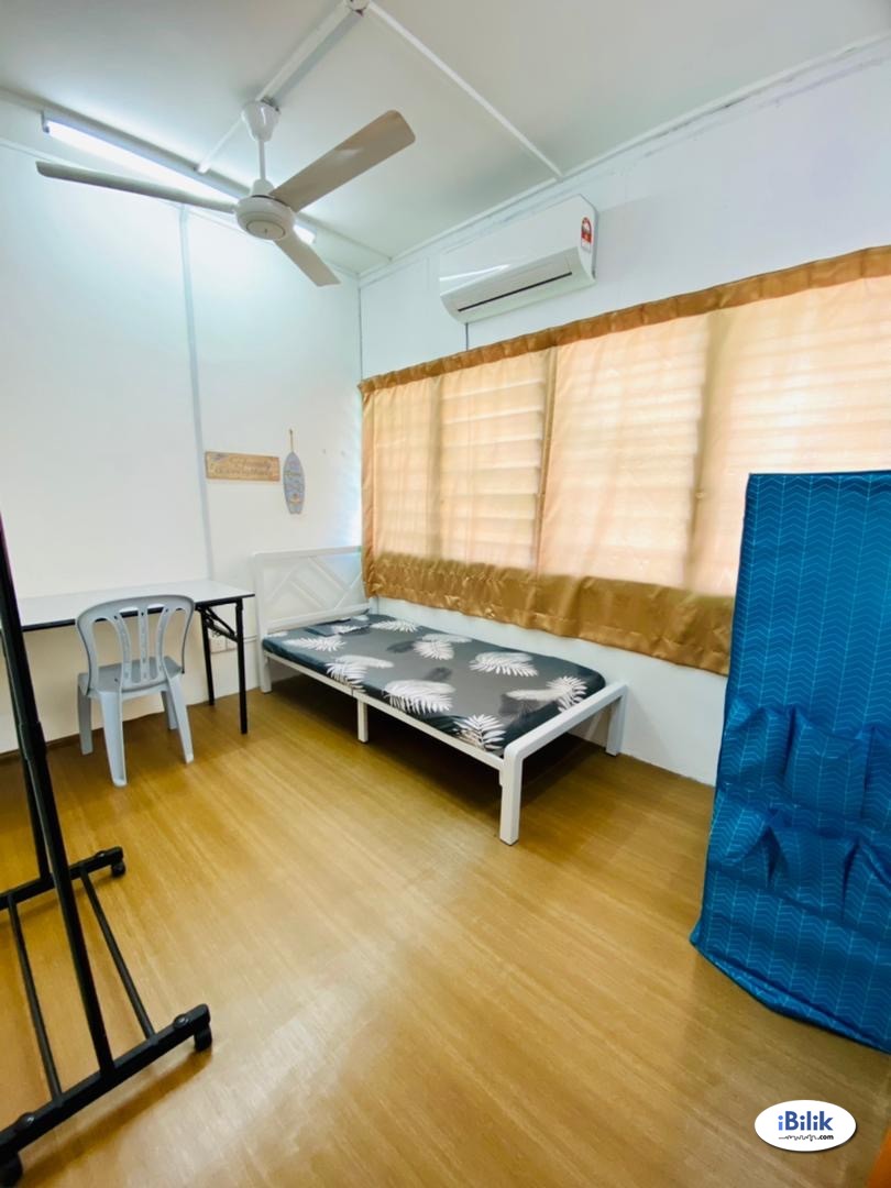 Low Deposit! Single Room at Section 14, Petaling Jaya - Image 1