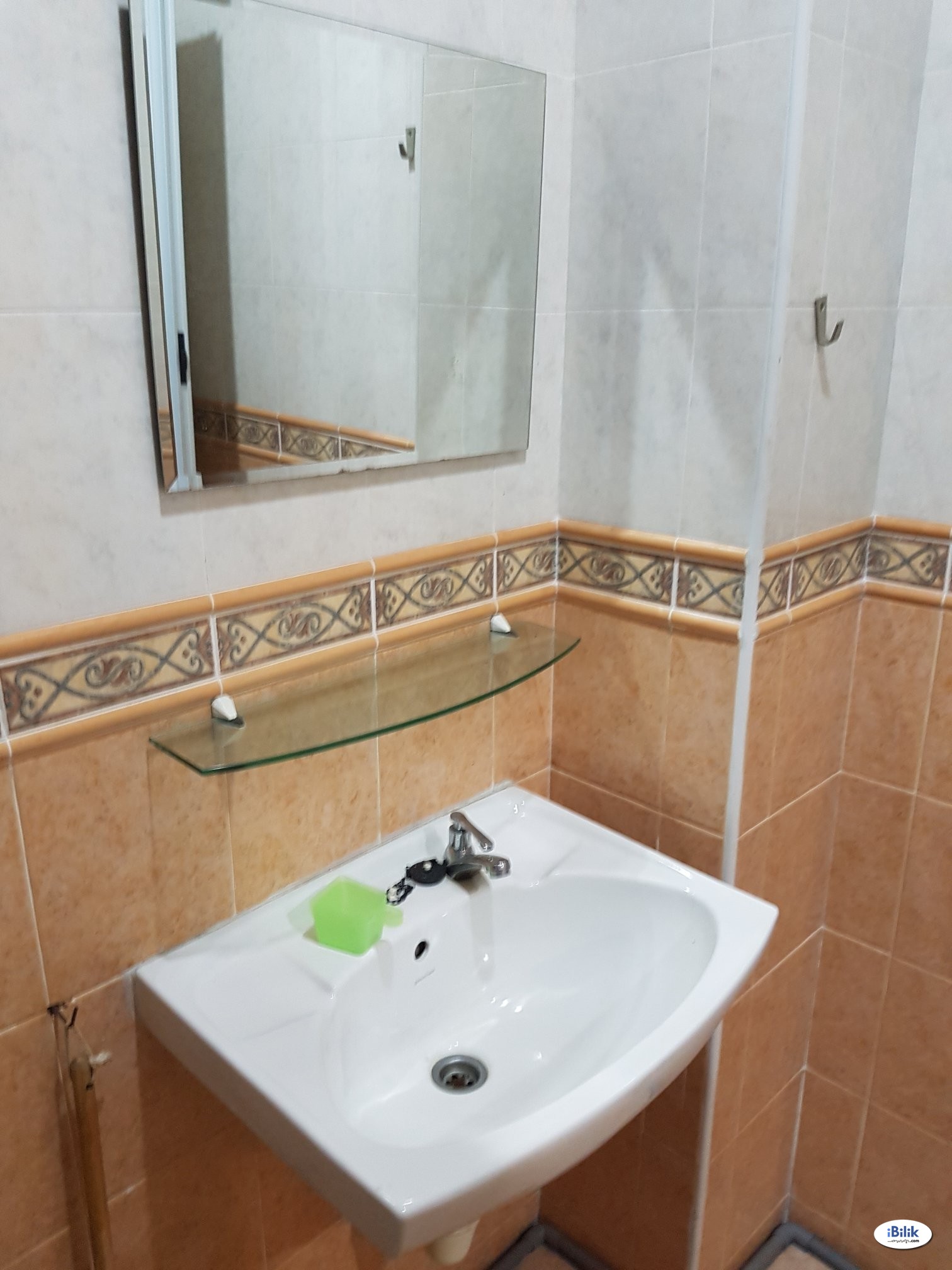 Single Room at Nusavilla, Skudai - Image 4