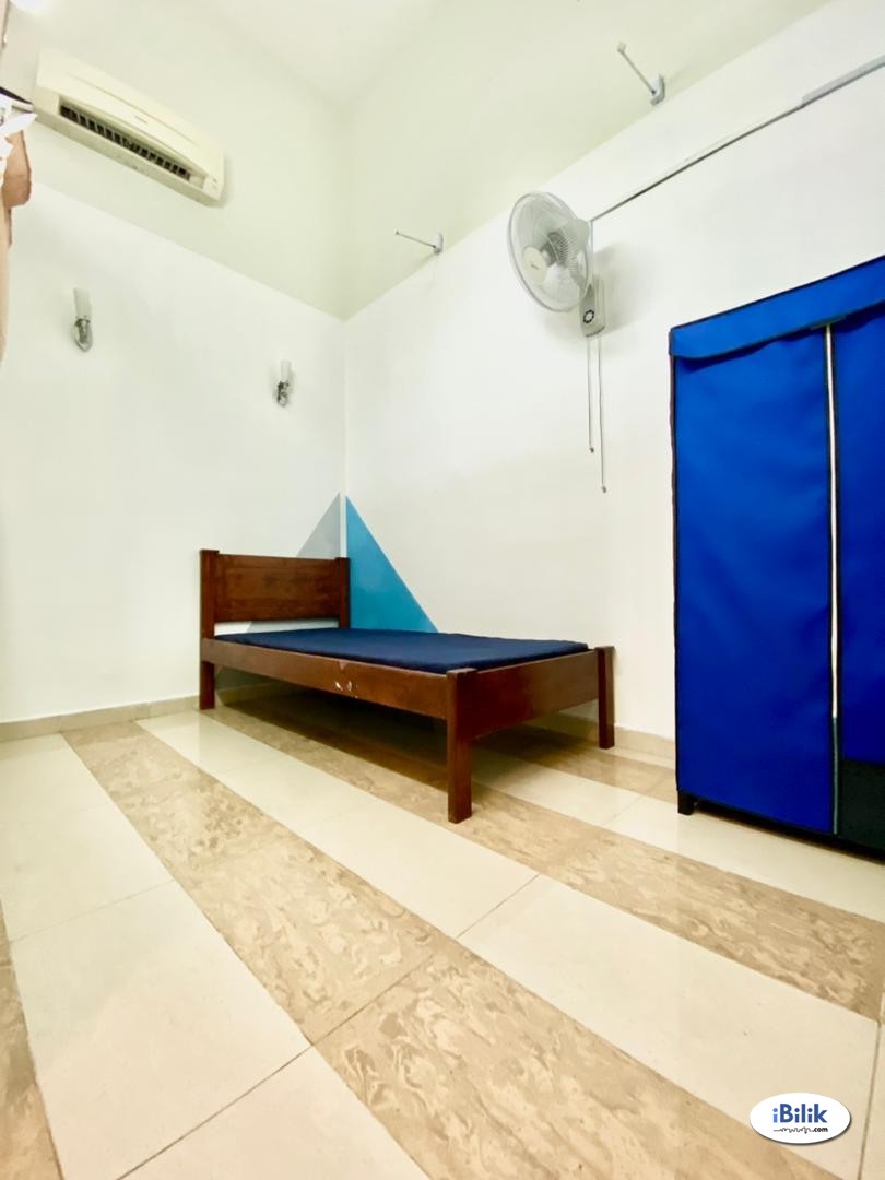 📌 Single Aircond Room at Bandar Utama 4  - ( Neabry TheCurve , IKEA ) - Image 1