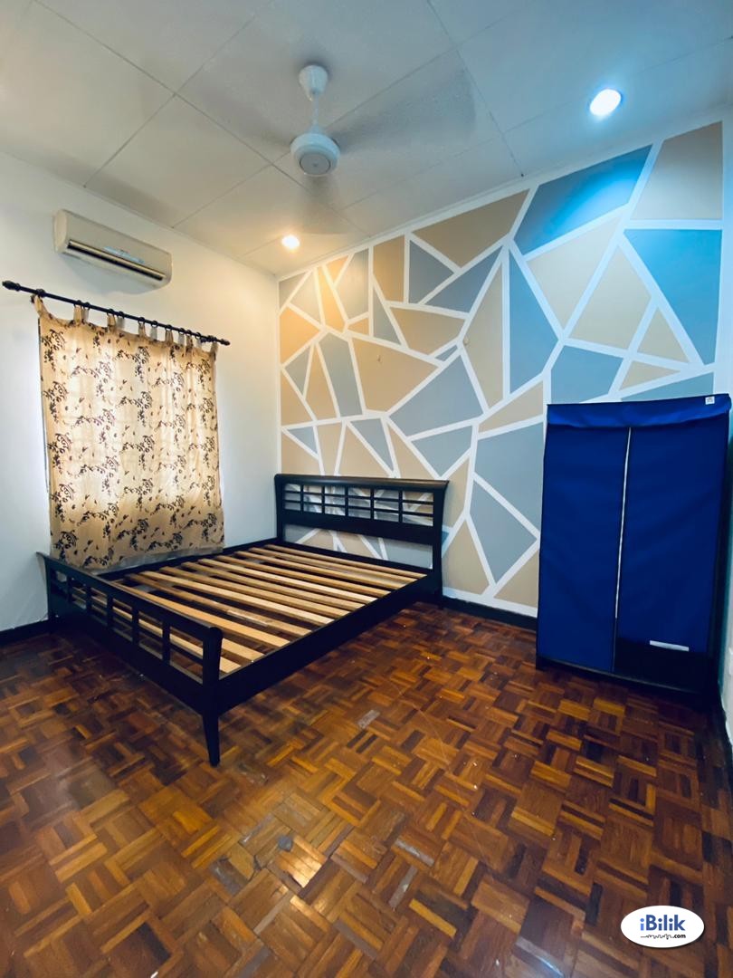 📍 Middle Room at Kelana Square - ( Jalan Emas 1 , Taman Megah Mas ) - Image 1