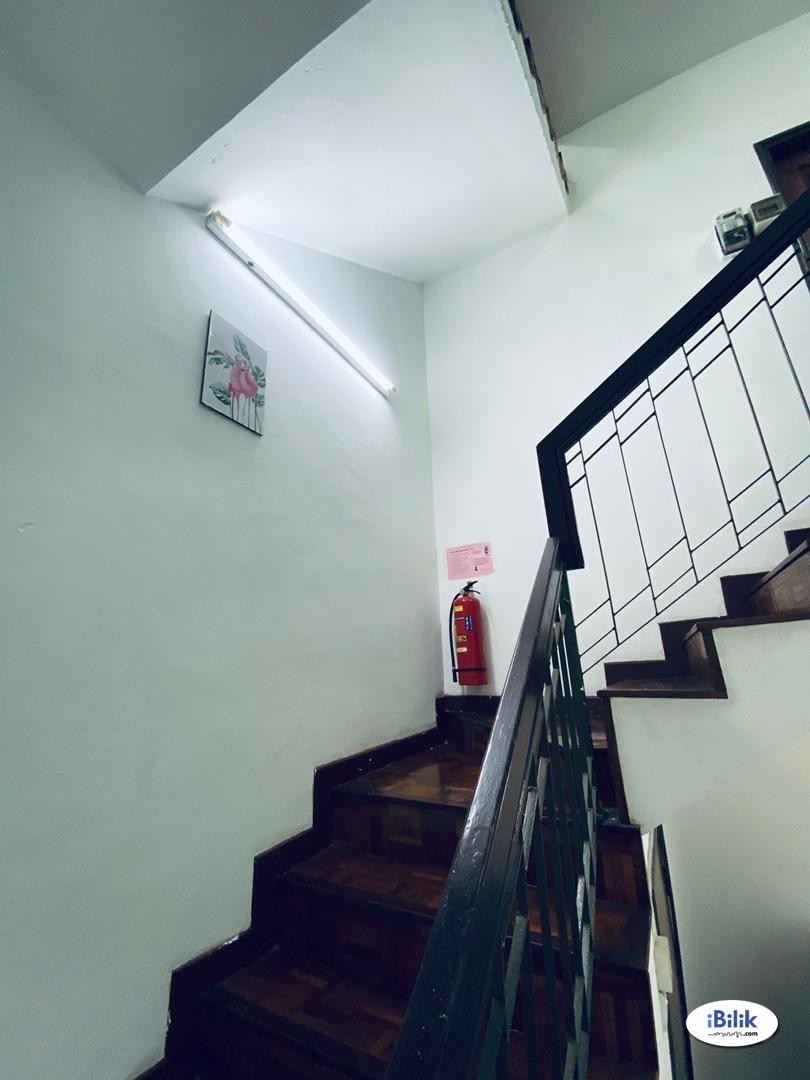 🌈 Comfortable Single Room at Bandar Utama 11 - (  📍 NEARBY ARA DAMANSARA , MUTIARA TROPICANA ) - Image 2