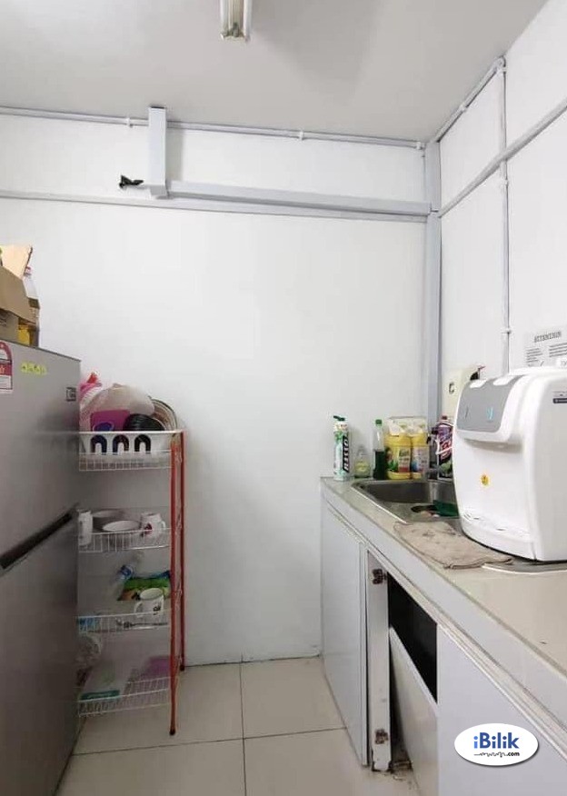 Middle Room at SS2, Petaling Jaya - Image 3