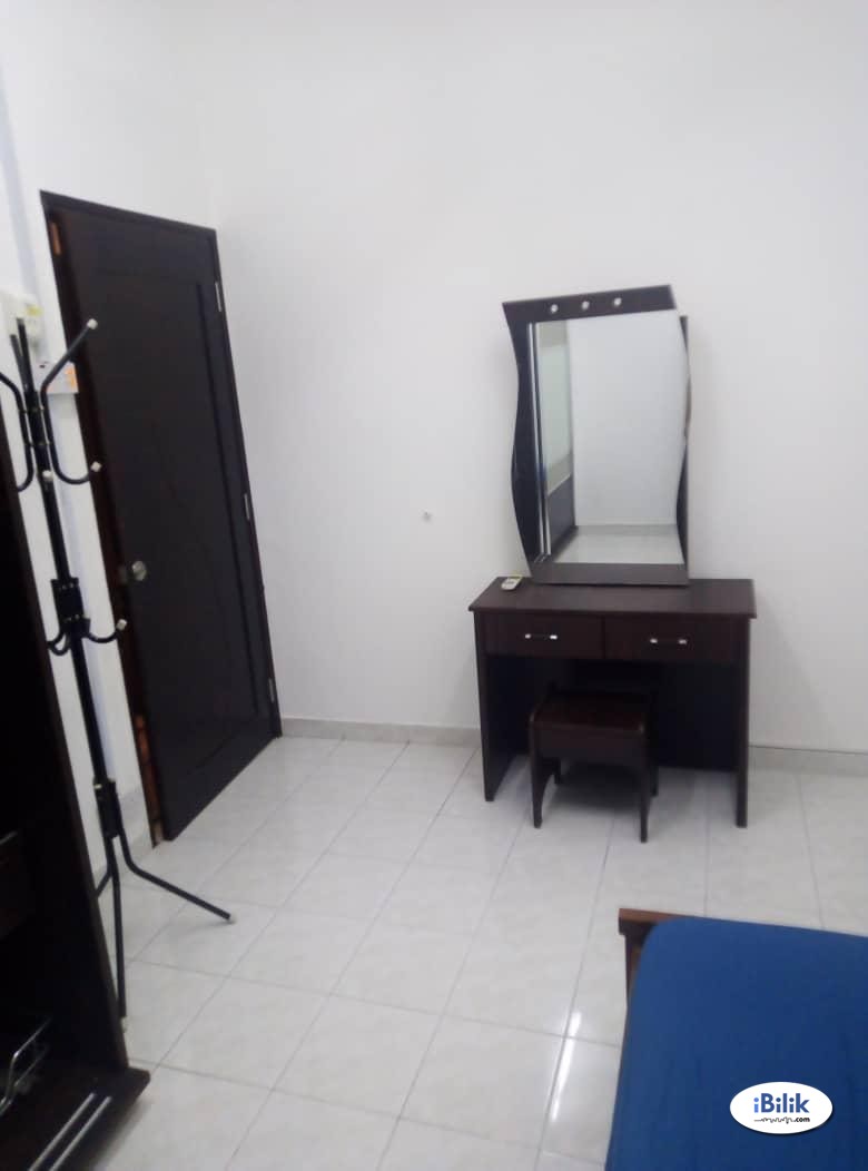 Middle Room at USJ 2, UEP Subang Jaya - Image 1
