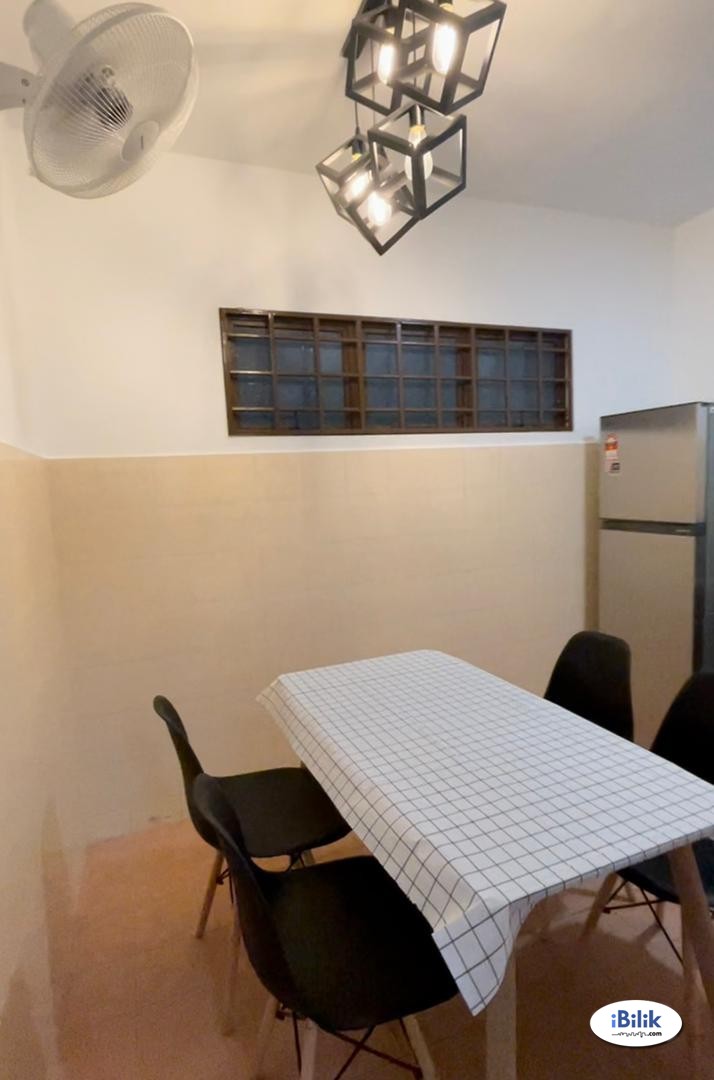 Middle Room at Palm Spring, Kota Damansara - Image 4