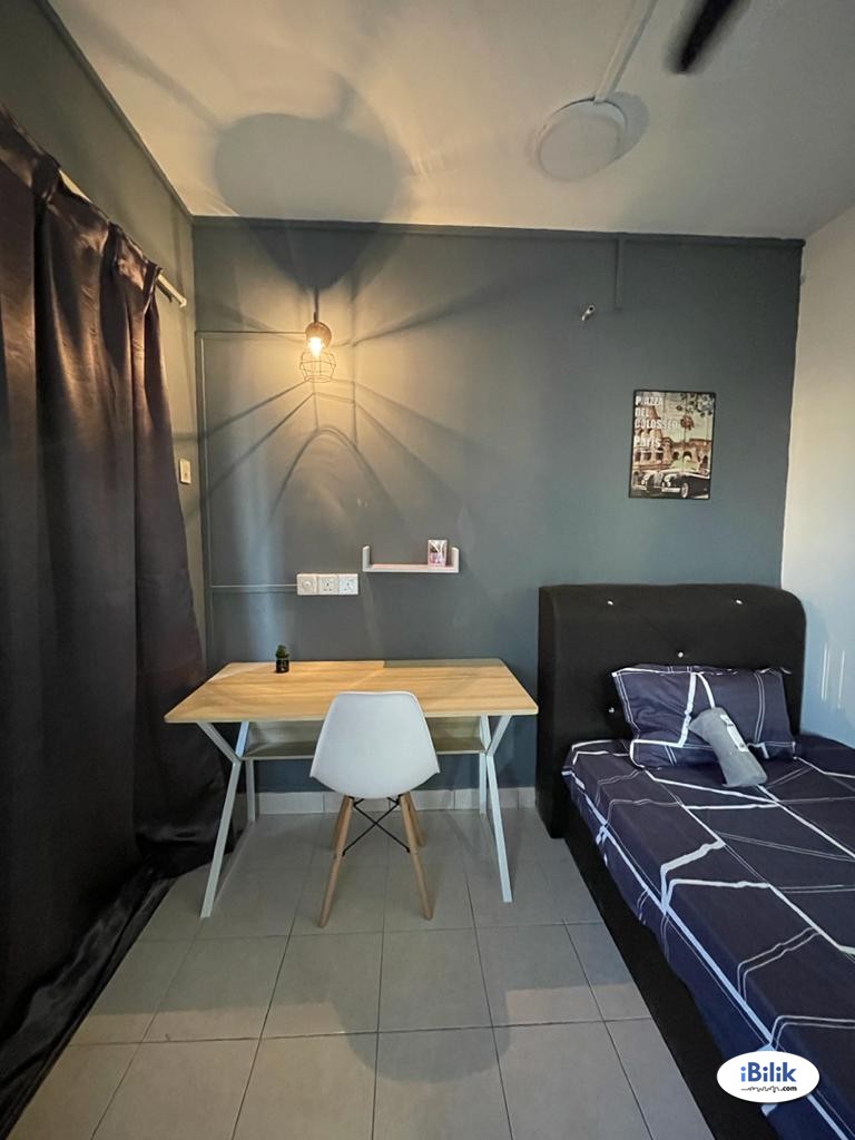 Middle Room at Palm Spring, Kota Damansara - Image 2