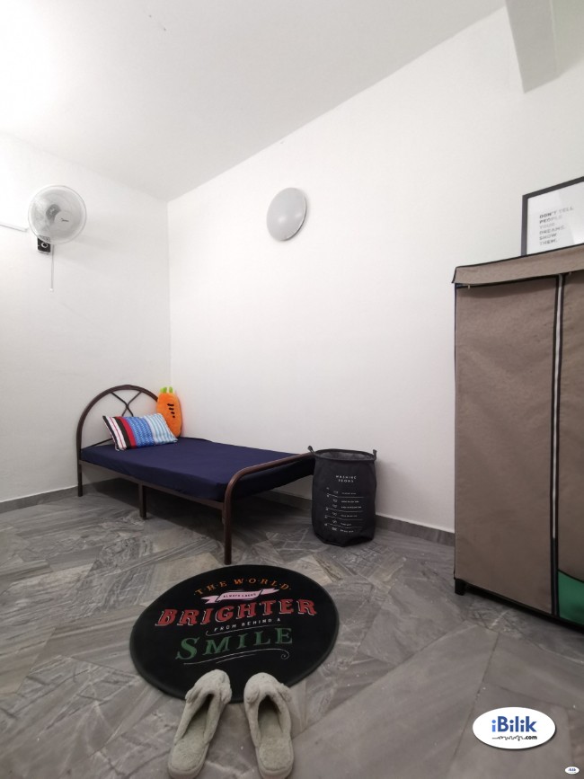 ROOM FOR RENT at Bandar Utama- Petaling Jaya✨ WALKING DISTANCE TO ONE UTAMA- CENTREPOINT- MRT BANDAR UTAMA✨ - Image 1