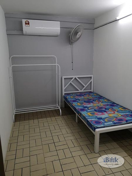 Comfy Zero Deposit. Room for rent Cheras. Newly Refurbished Unit! - Image 1