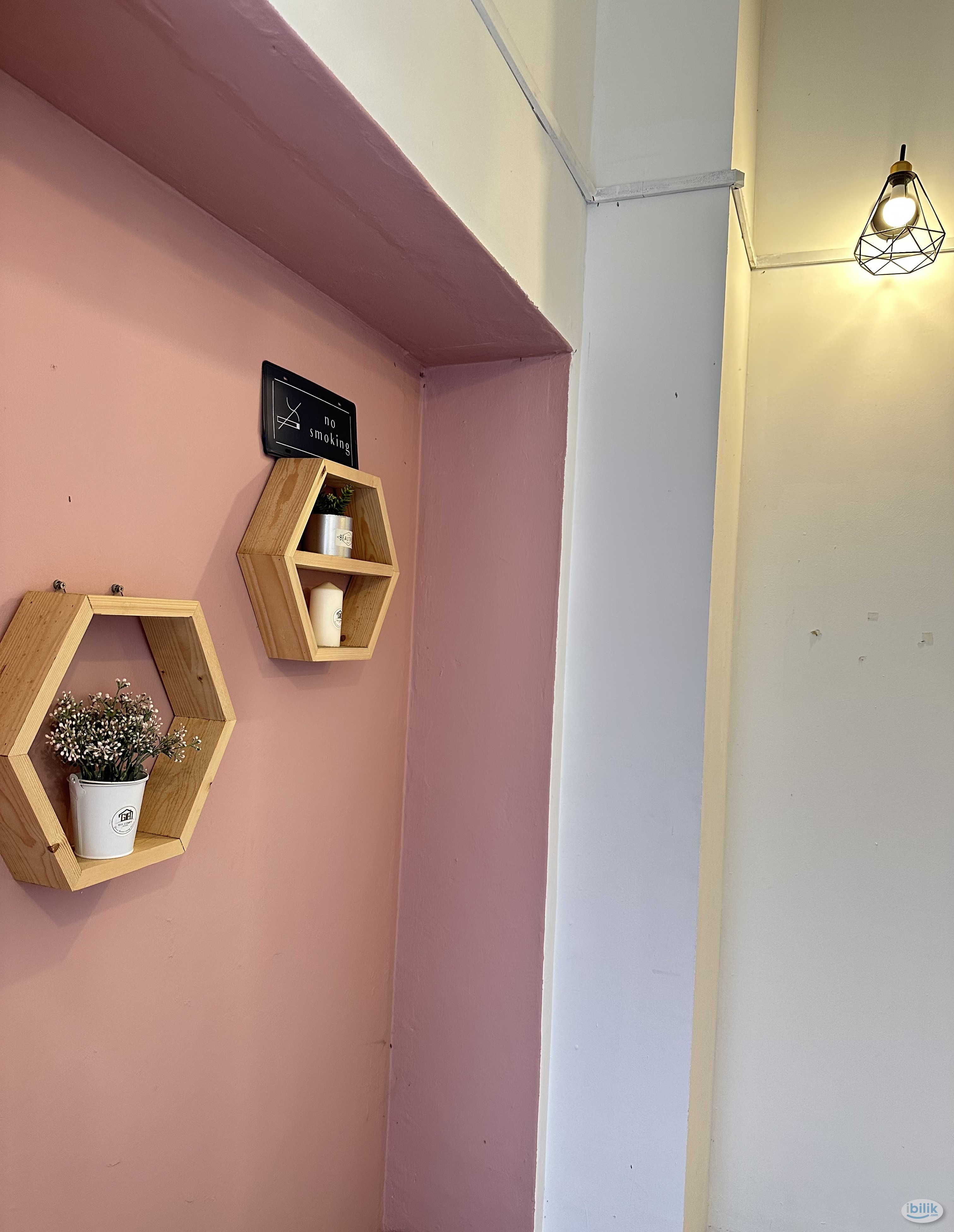 🎀🍬Female unit RENT Ready Move In 🧚‍♀️ Small Room at SS2- Petaling Jaya 🍬🎀 - Image 1