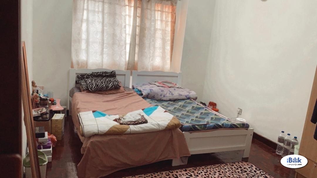 Master Room at Jaya Apartment, TTDI Jaya - Image 1
