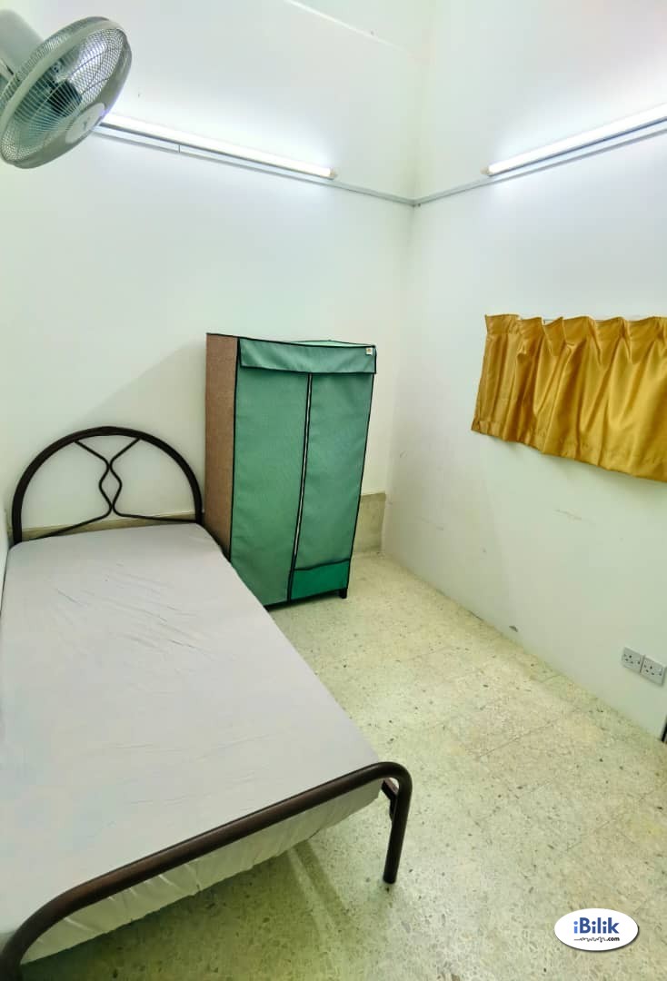 For Rent Single Room Zero Deposit Weekly Cleaning @ TTDI! - Image 1