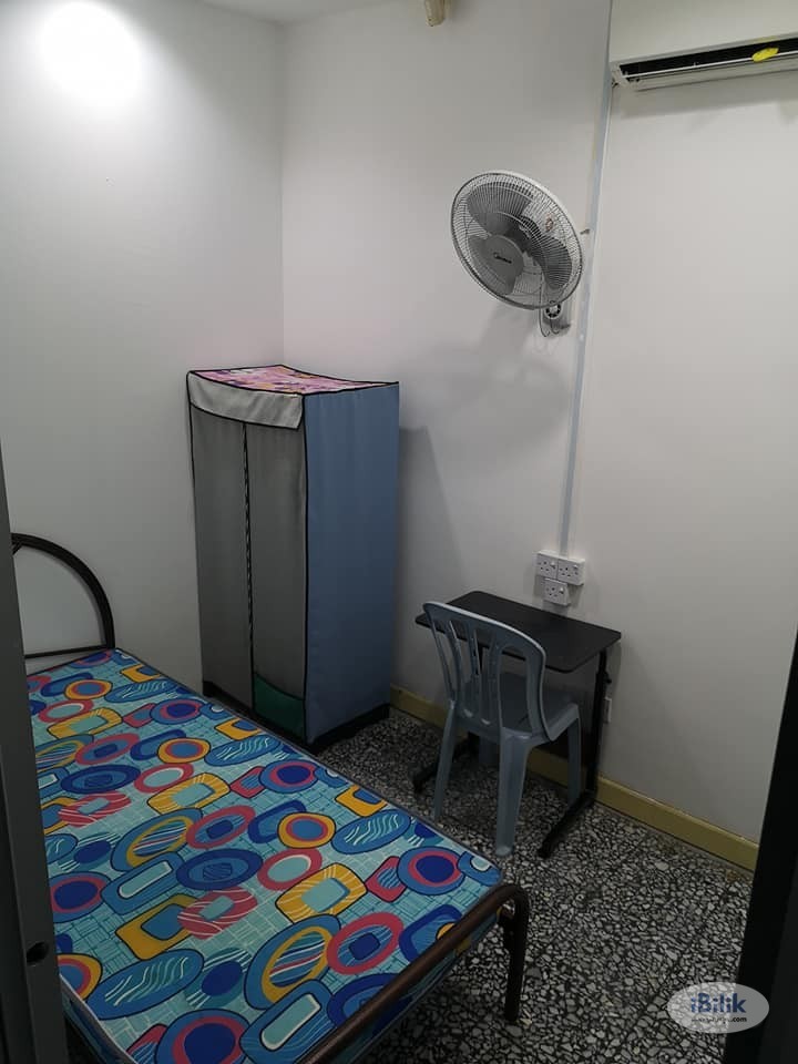 Free Deposit! Room For Rent in Taman Mayang Kelana Jaya with High Speed WIFI - Image 1