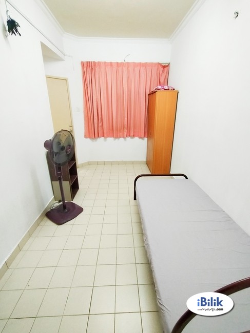 single room for rent- jalan bu 10/1- bu10- bandar utama - Image 1