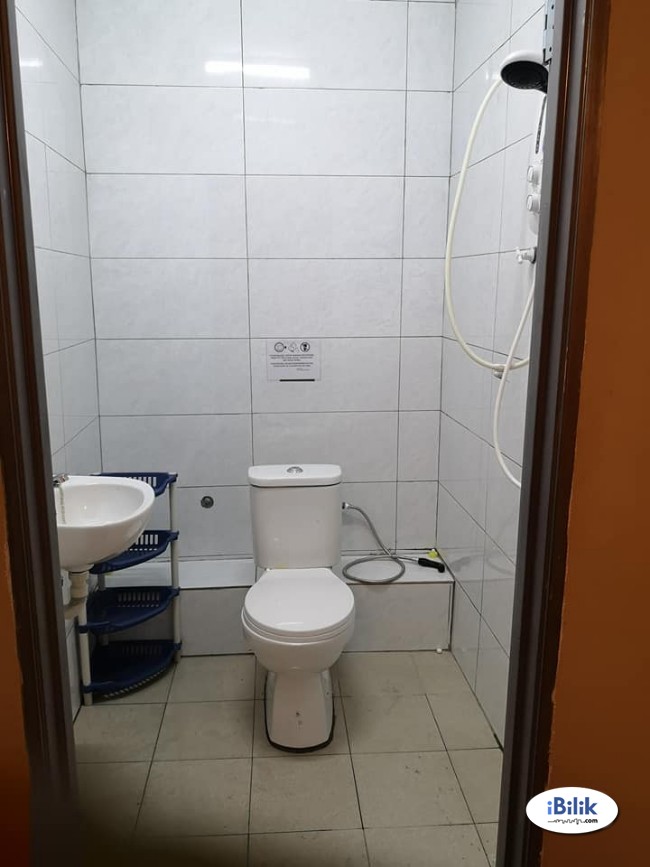 comfortable Zero% Deposit ~ Medium Room for rent Kota Damansara! - Image 3