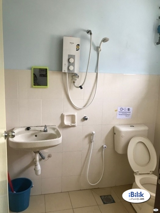 !! Zero Deposit % !! Middle Room at Kota Kemuning- Shah Alam High Speed Wi-FI - Image 3