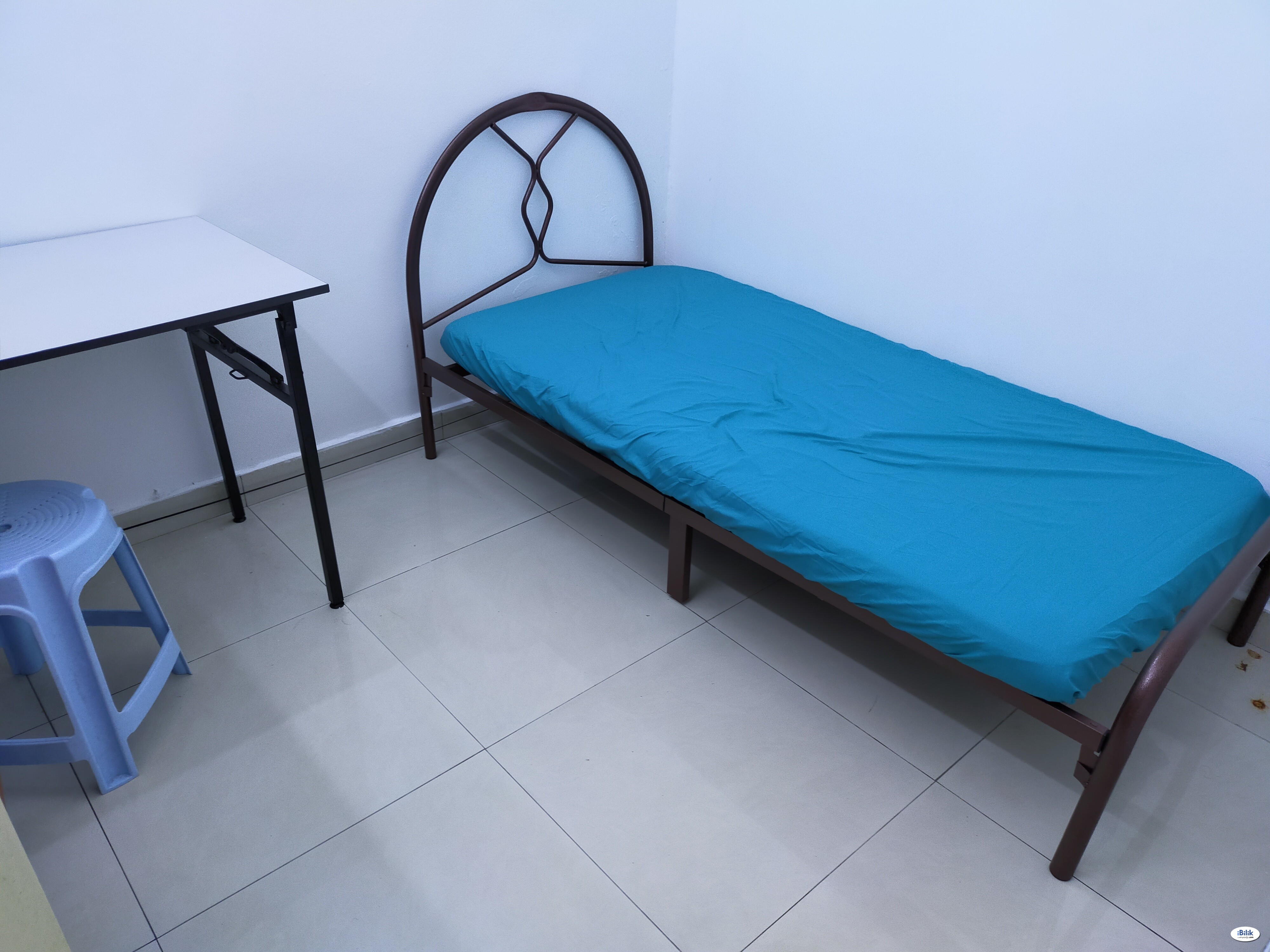 Cozy Single Room 【FREE WIFI】 Bandar Puteri Puchong - Image 1