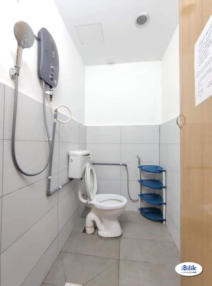 ZERO DEPOSIT 🌈 Middle Room at Seri Utama, Kota Damansara - Image 3
