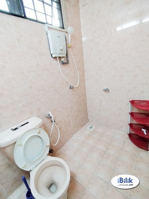 comfortable single room for rent- jalan bu 7/8- bu 7- bandar utama - Image 3