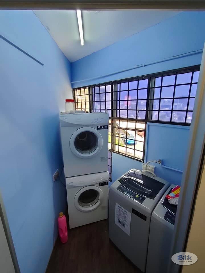 Immediately Move In.. Can be Walking Distance to LRT Kelana Jaya 🚡 Room Available in Taman Mayang - Image 2