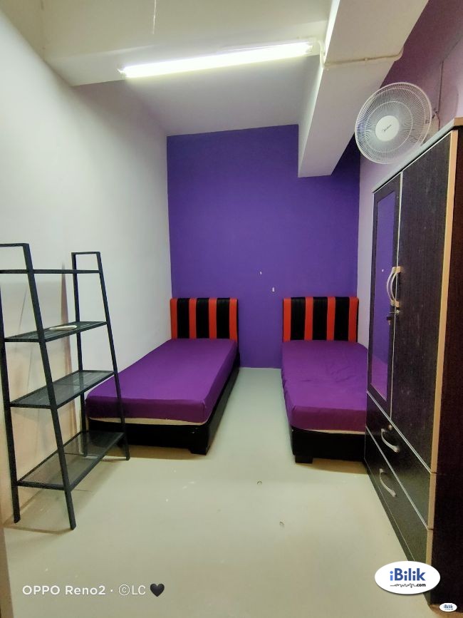 Room for rent in Kota Damansara 3 Mins Only Walking distance MRT! - Image 1