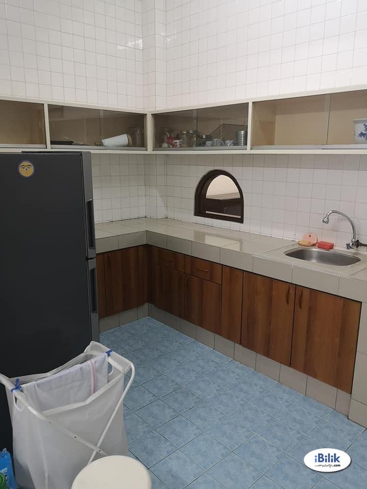 🚶‍♂️ to Seputeh KTM Station! 🛌 Single Room at Seputeh, Kuala Lumpur Near MidValley Megamall - Image 2