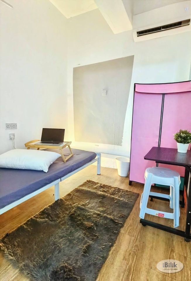 1 Month Deposit ~ Walking Distance LRT Kelana Jaya Room in SS4 For Rent! - Image 3