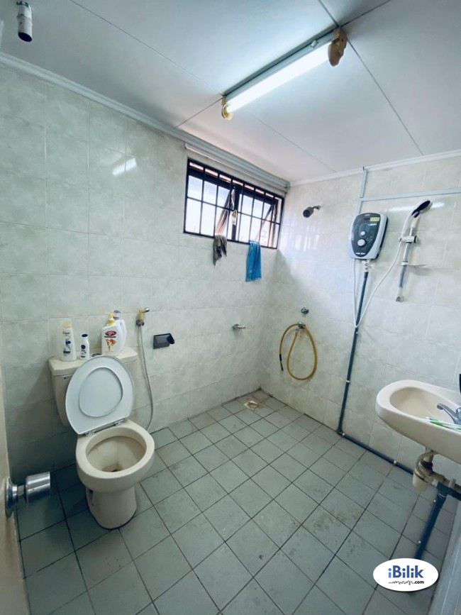 For Rent Fully furnished room Walking distance to Taman Paramount LRT - Image 3