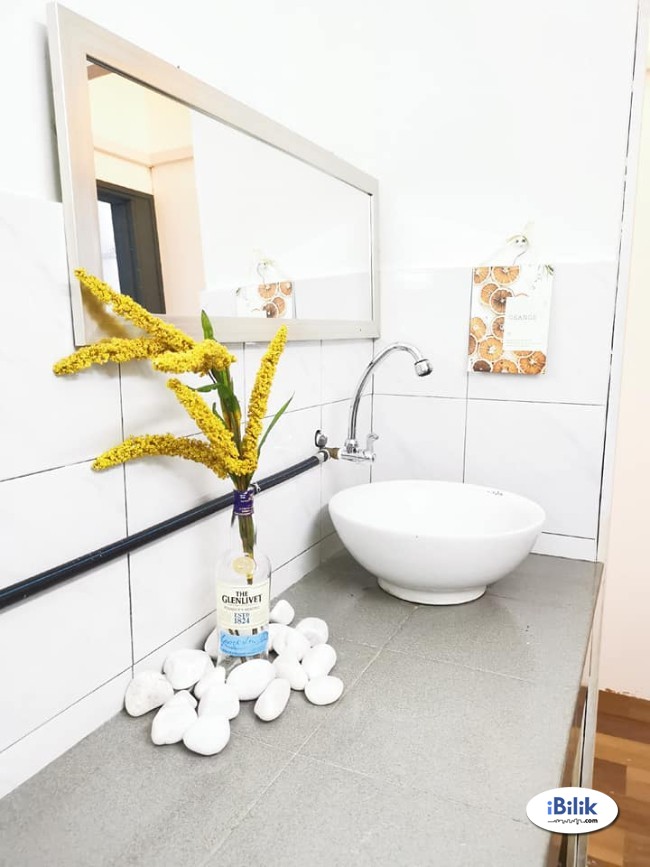 comfortable 1 Month Deposit Only. Can be Walking distance MRT Taman Mutiara - Image 3