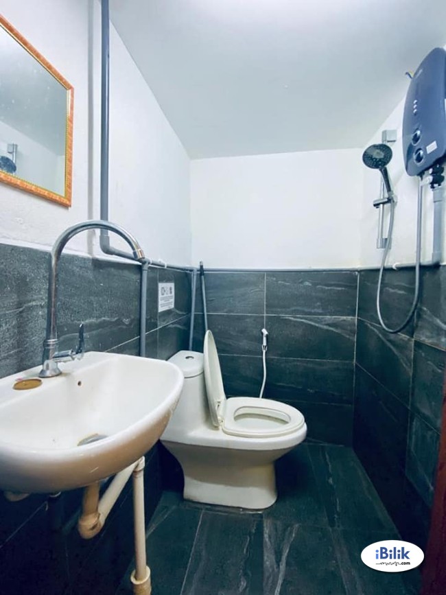 Ready Move In !! 1 Private Room 1 Private Bathroom - Image 3