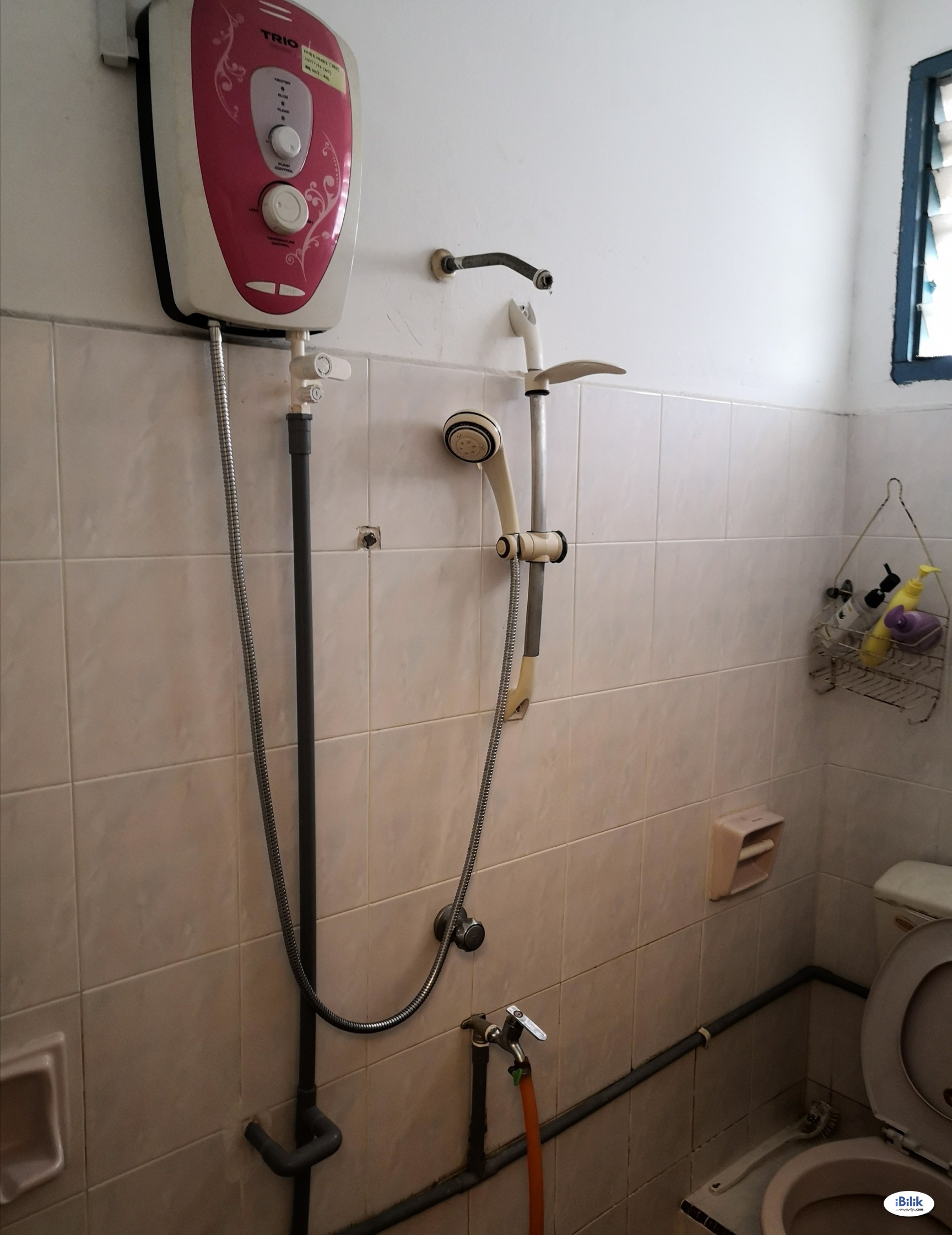 Middle room for rent near USJ Taipan - Image 2