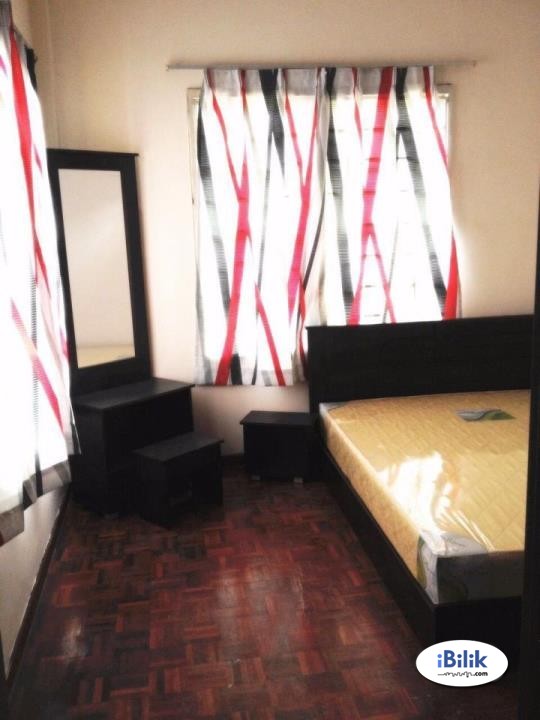 Fully furnished room Walking distance to Taman Paramount LRT! - Image 1