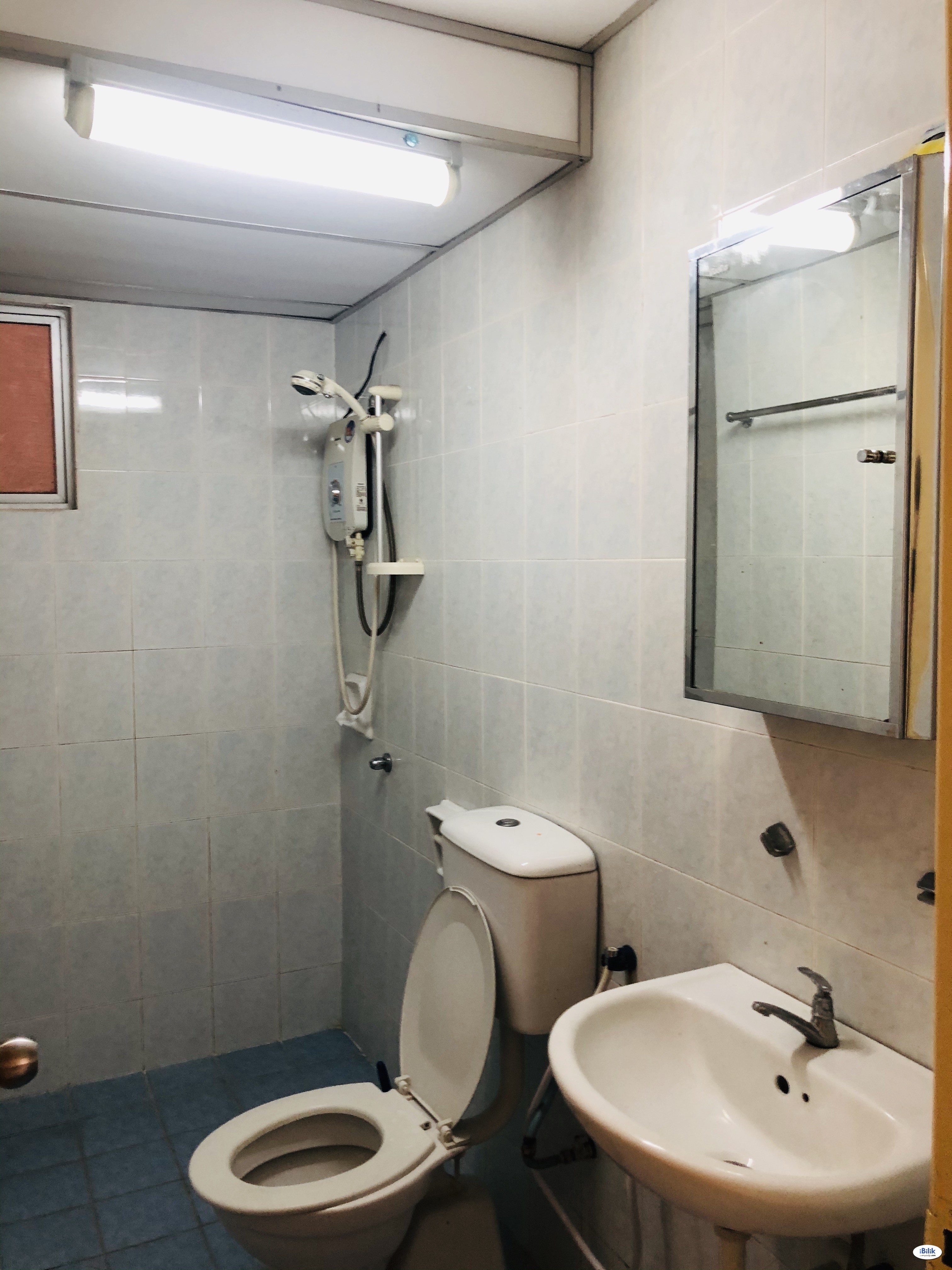 Medium Room at Wangsa Metroview/5-mins walk LRT Wangsa Maju - Image 4