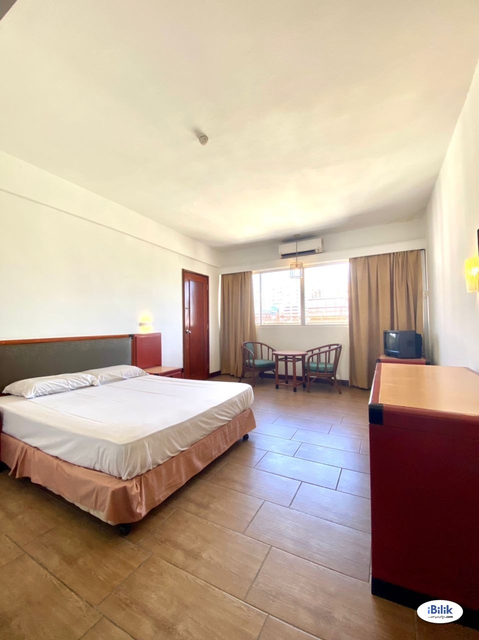 🌈 Super Spacious Master Room at Chow Kit - ( Quill City Mall , Menara TA One , Menara Prestige ) - Image 1