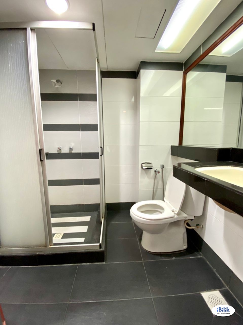 📍 Spacious Master Room at Chow Kit - ( Menara UOB , Menara Prestige , Menara TA One ) - Image 3