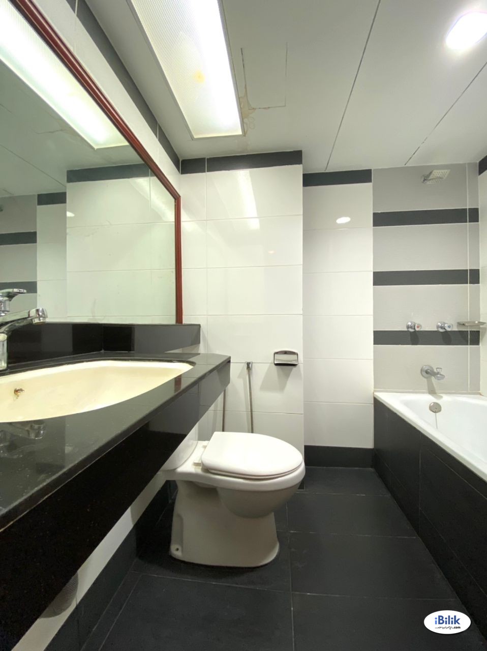 Master Room at Chow Kit, KL City Centre - Image 4