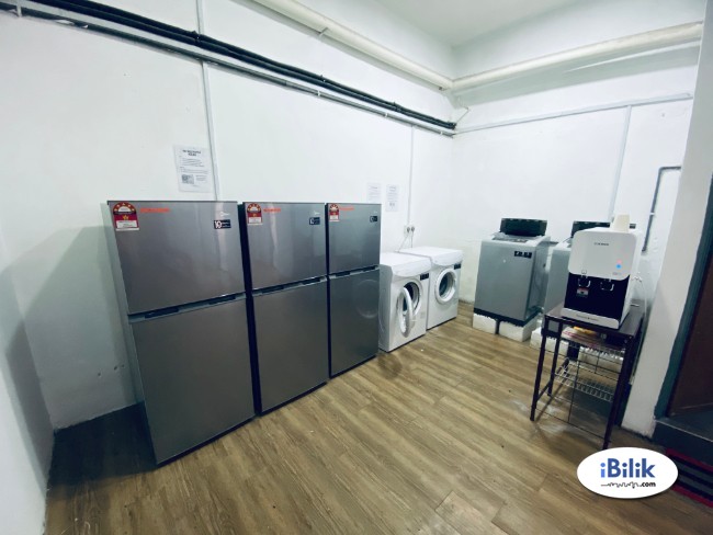 ZERO Deposit! Room Available For Rent in Taman Mayang Near Kelana Jaya LRT Station 🚡 - Image 2