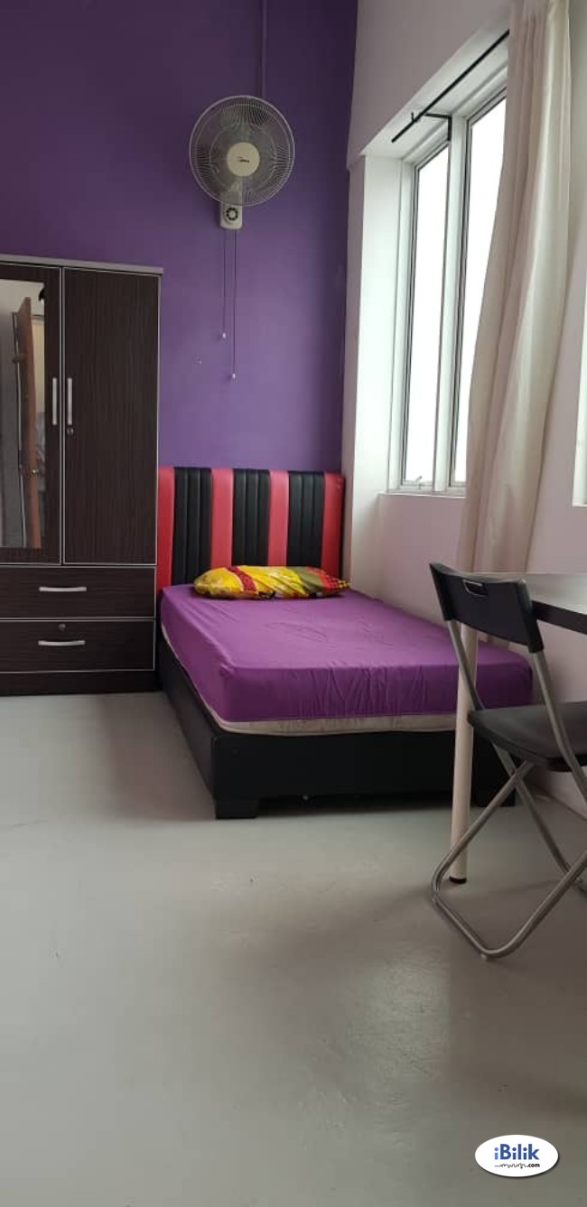 Best Offer 1 Month Deposit Only @ Middle Room at Kota Damansara PJ - Image 1
