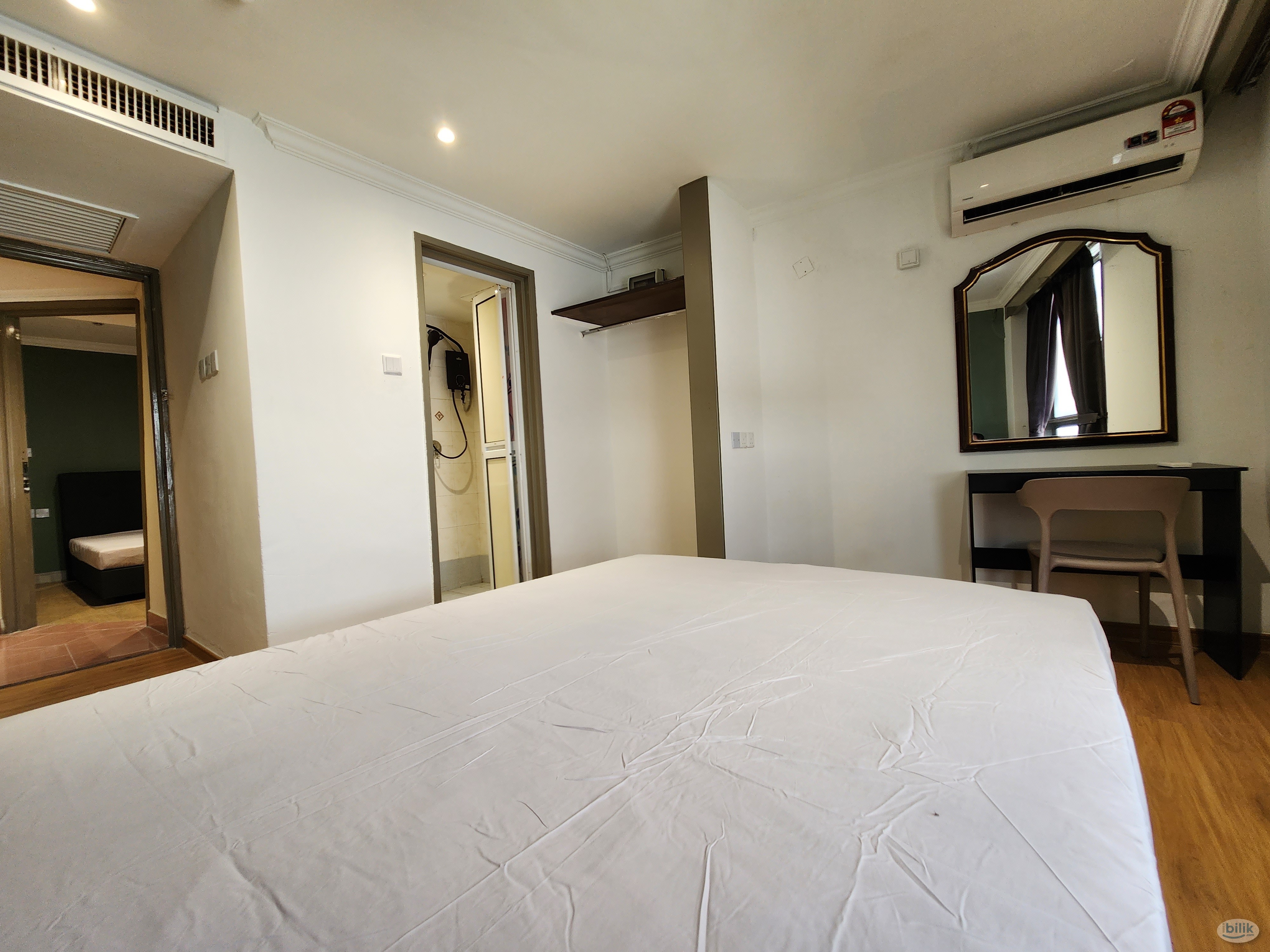 ✋STOP SCROLLING LIMITED ROOM 🧨🧨🧨HOTEL TYPE MASTER ROOM 🧨🧨🧨 Cozy , Comfy & Spacious Room , WOW !!🎈 🛏PRIVATE ROOM & PRIVAT - Image 3