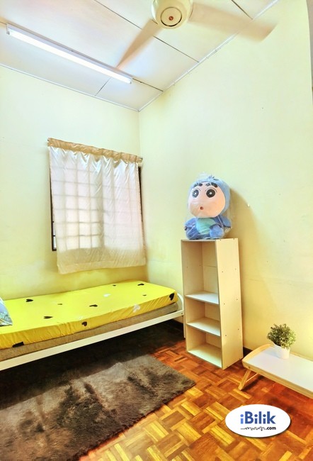 intimate Single Room Zero Deposit Weekly Cleaning @ BU10 - Image 1