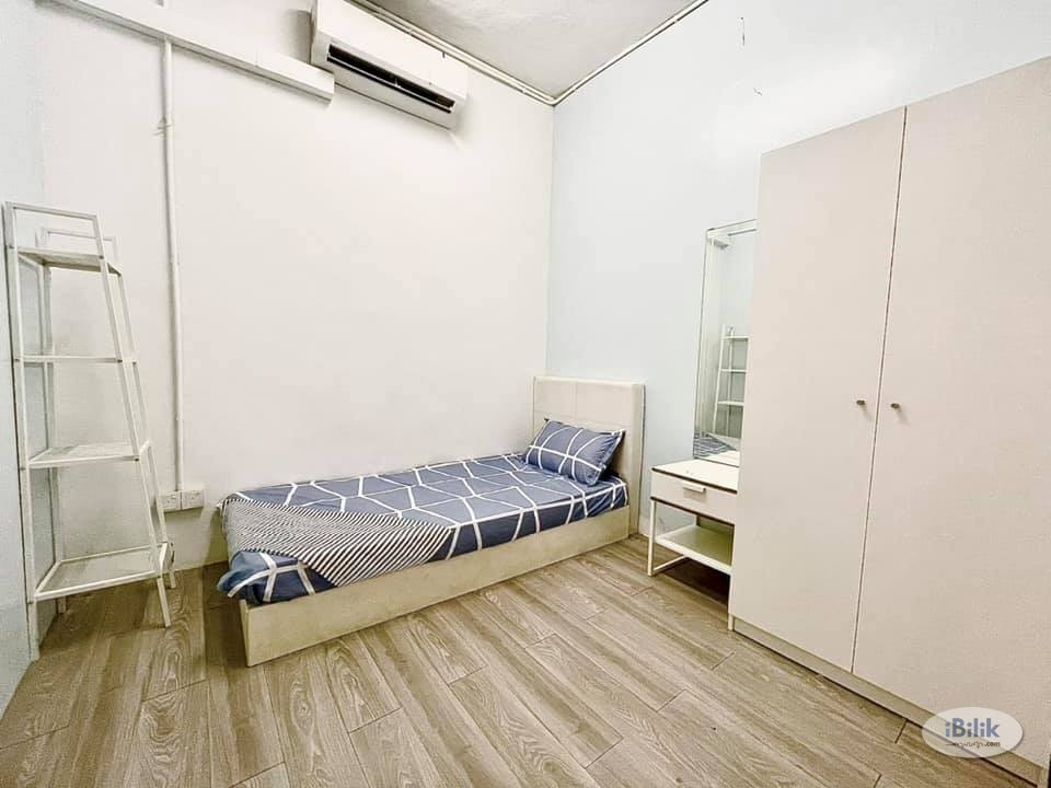 Cozy 0% DEPOSIT !! Middle Room at SS15, Subang Jaya - Image 1