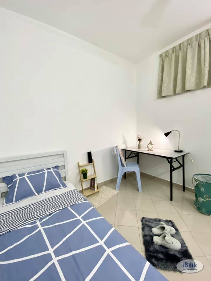 Free Deposit! Room For Rent in Section 14, Petaling Jaya Near to BAC College! - Image 1